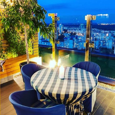1 Room 60M2 Center Of Obolon Near River Side. With Terrace. 22 Floor Kiew Exterior foto